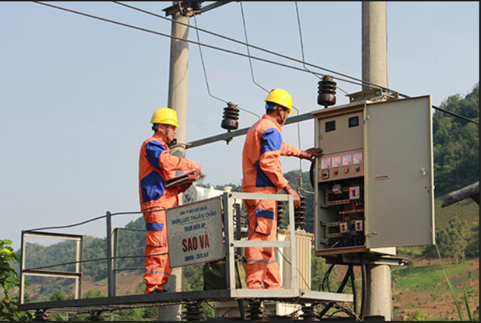 Sử dụng UPS là cần thiết với tình hình lưới điện không ổn định ở Việt Nam
